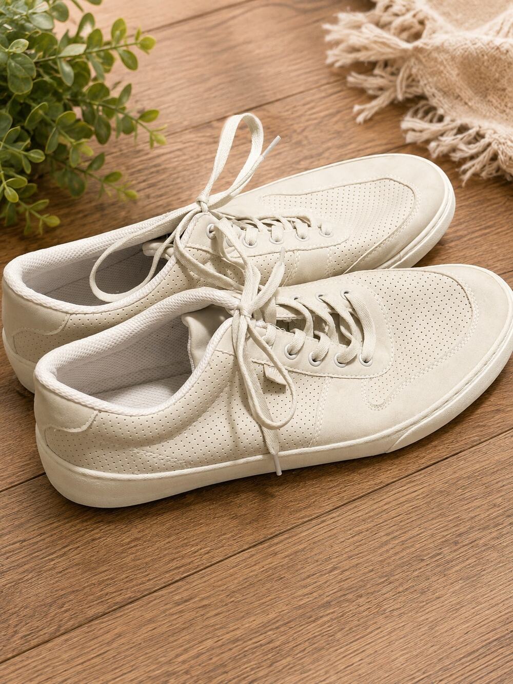 Lugz Men's White Casual Low Top Sneakers Lace-Up Shoes Comfort Size 10